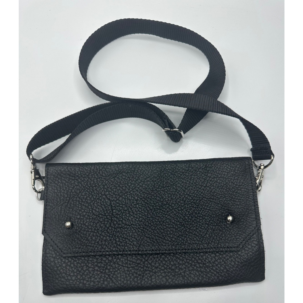 JESSE & CO. Pebbled Black Leather Adjustable Strap Flap Belt Bag Shoulder Purse